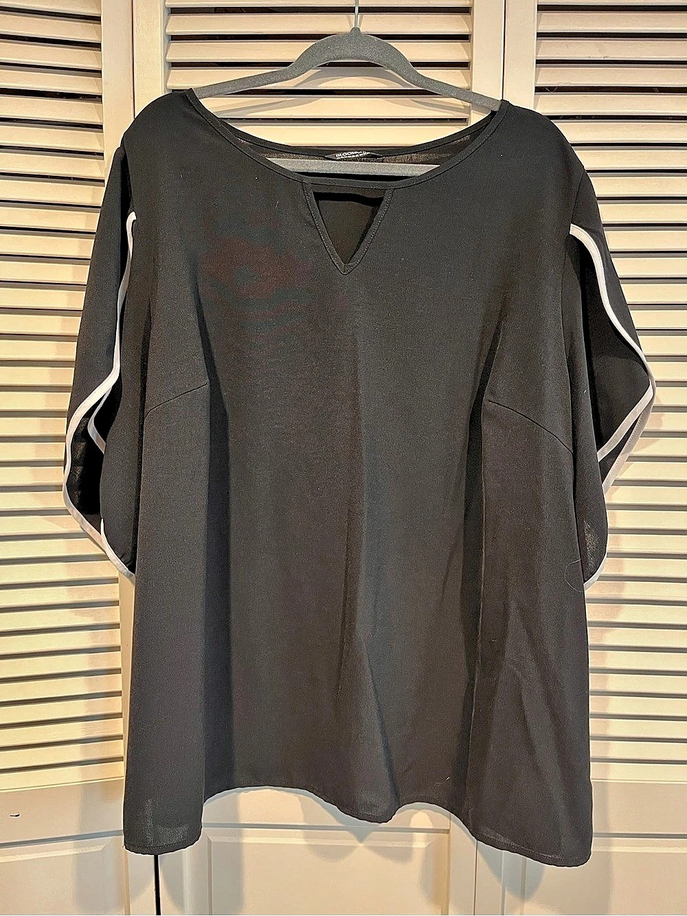 Bloomchic Black Tunic Top Size XL Like New